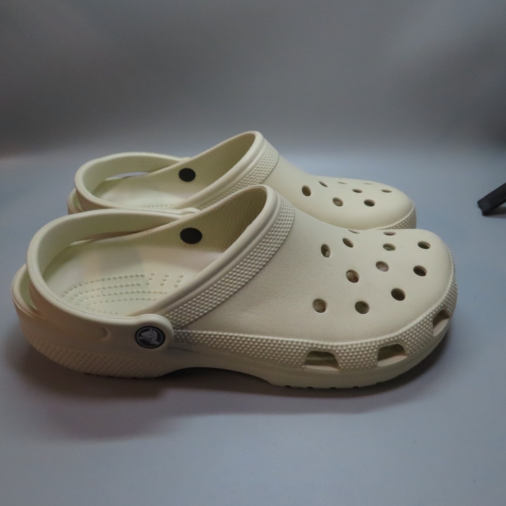 Size 11‎ Mens Crocs Classic Clog "BONE" Cream Tan Slip On Comfort Shoe 10001-2Y2